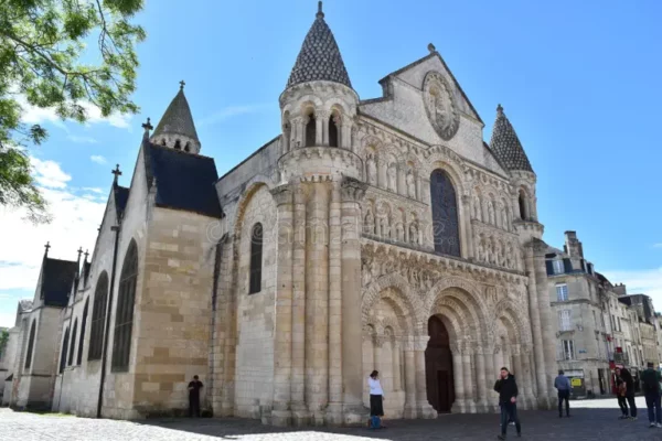 POITIERS